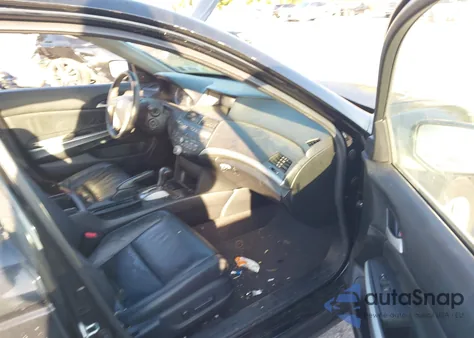 2010 Honda Accord 3.5 Ex-L z USA, uszkodzony, nr VIN 1HGCP3F84AA022555